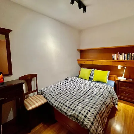 Gold 4 Metro Wifi 65'tv Netflix Hbo Appletv Disney_ Apartment *