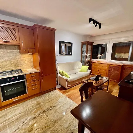 Gold 4 Metro Wifi 65'tv Netflix Hbo Appletv Disney_ *