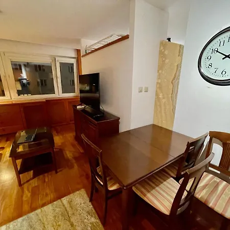 Gold 4 Metro Wifi 65'tv Netflix Hbo Appletv Disney_ * Warschau