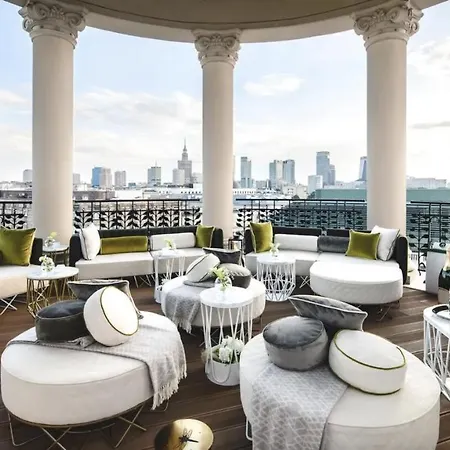 Gold 4 Metro Wifi 65'tv Netflix Hbo Appletv Disney_ Βαρσοβία